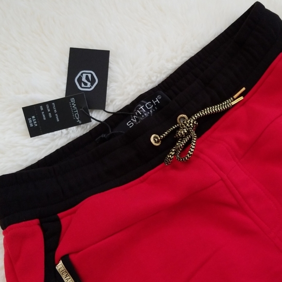 Red Joggers Switch Remarkable - Picture 4 of 8